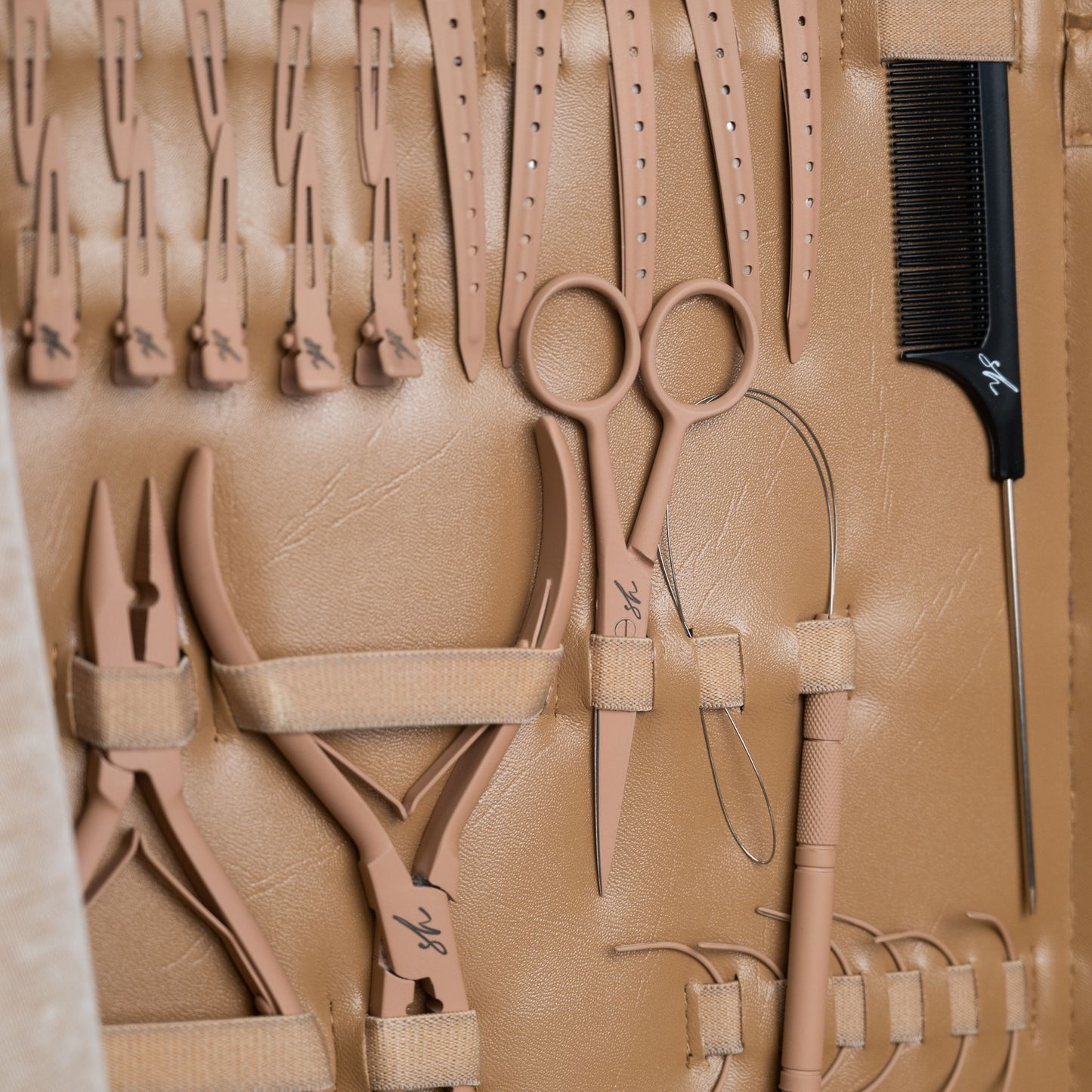 Flat Track & Invisible Weft Masterclass